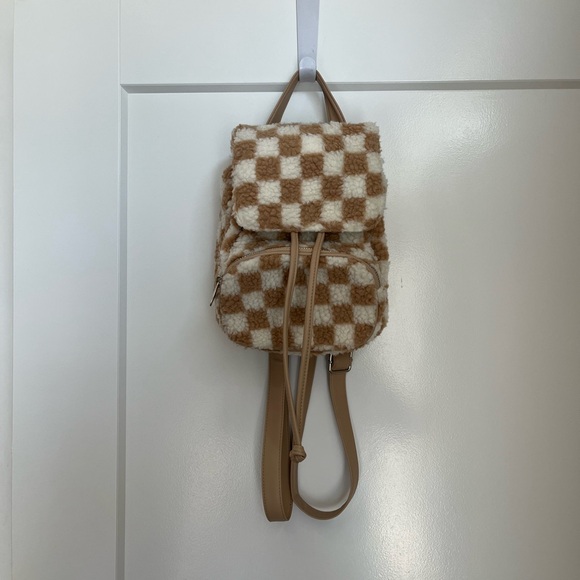 Checkered backpack - Picture 2 of 4